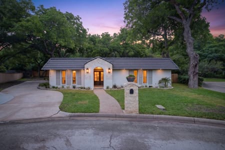 Fort Worth, TX 76107 Tarrant County