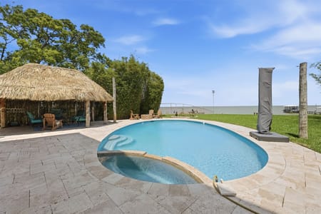 Bacliff, TX 77518 Galveston County