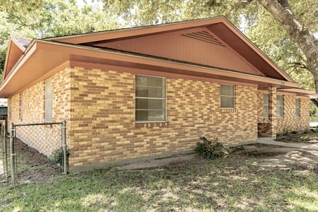 Shiner, TX 77984 Lavaca County
