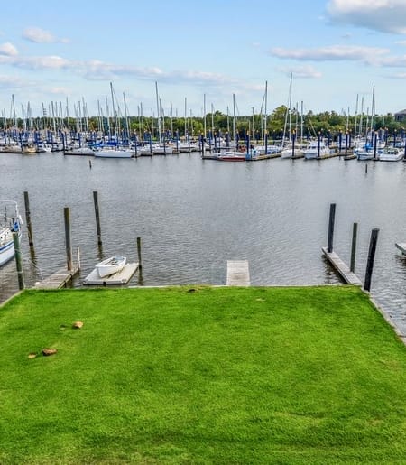 Clear Lake Shores, TX 77565 Galveston County