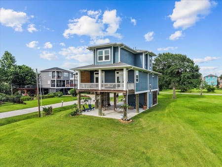 Clear Lake Shores, TX 77565 Galveston County