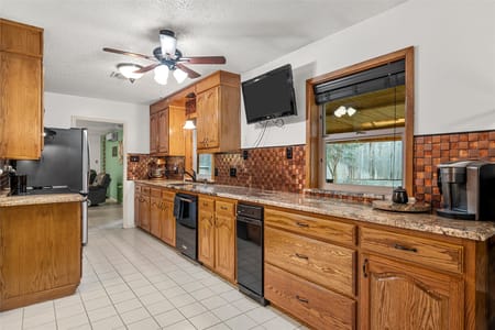 Clifton, TX 76634 Bosque County