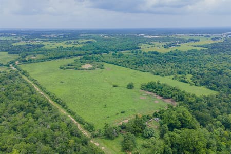 Sealy, TX 77474 Austin County