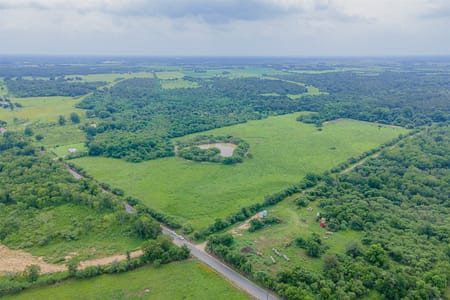 Sealy, TX 77474 Austin County