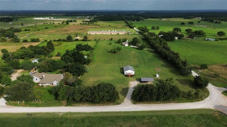 Bowie, TX 76230 Montague County
