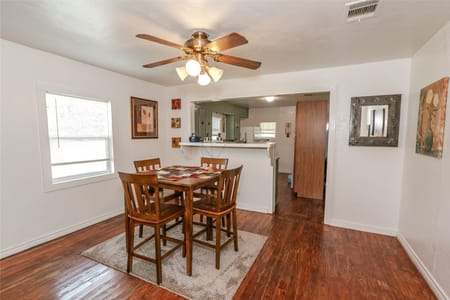 Bowie, TX 76230 Montague County