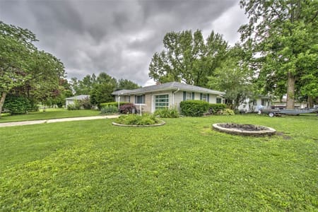 Blue Mound, IL 62513 Macon County