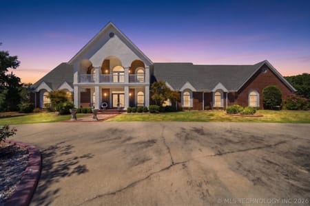 Chouteau, OK 74337 Wagoner County