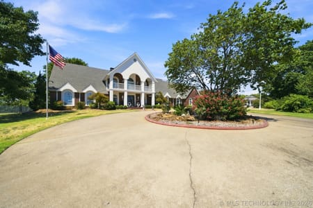 Chouteau, OK 74337 Wagoner County