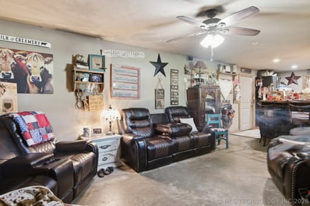 Chouteau, OK 74337 Mayes County