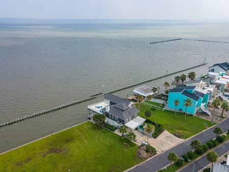 Tiki Island, TX 77554 Galveston County