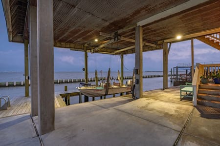 Tiki Island, TX 77554 Galveston County