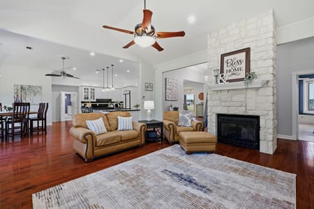Whitesboro, TX 76273 Grayson County