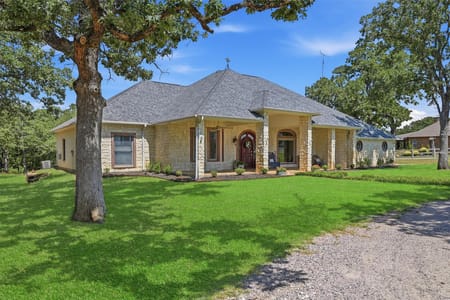 Whitesboro, TX 76273 Grayson County