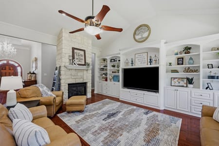 Whitesboro, TX 76273 Grayson County