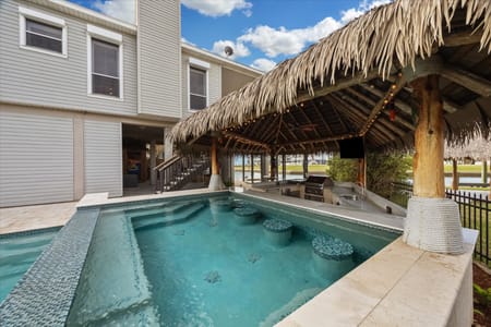Tiki Island, TX 77554 Galveston County