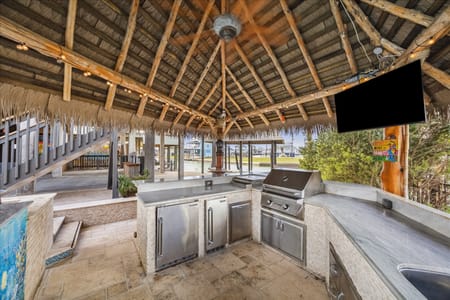 Tiki Island, TX 77554 Galveston County