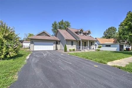 Assumption, IL 62510 Christian County