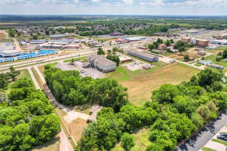 Chickasha, OK 73018 Grady County