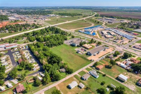 Chickasha, OK 73018 Grady County