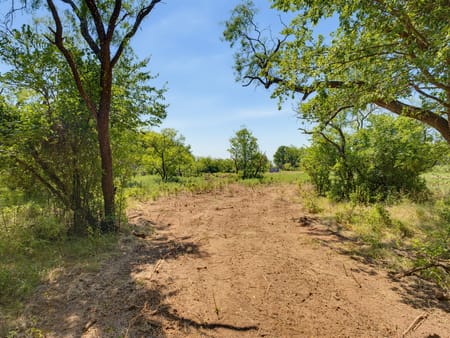 Bowie, TX 76230 Montague County