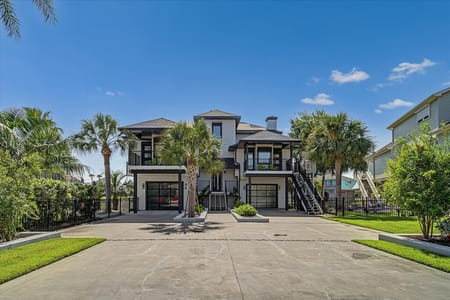 Tiki Island, TX 77554 Galveston County