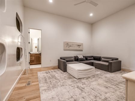 Carlton Landing, OK 74432 Pittsburg County