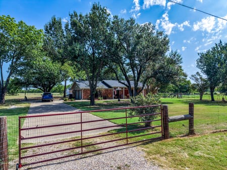 Brashear, TX 75420 Hopkins County