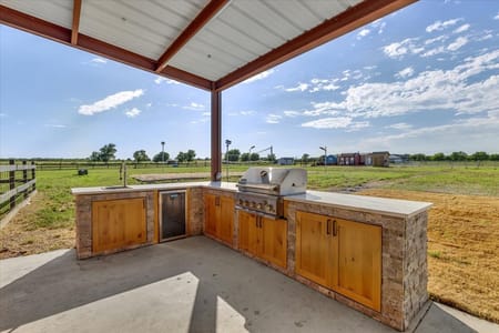 Blum, TX 76627 Hill County