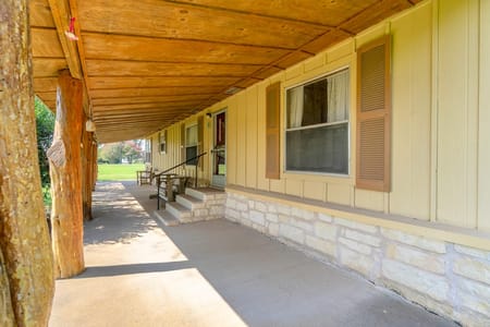 Covington, TX 76636 Hill County