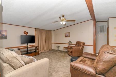 Covington, TX 76636 Hill County