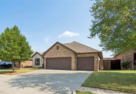 Moore, OK 73160 Cleveland County