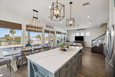 Tiki Island, TX 77554 Galveston County