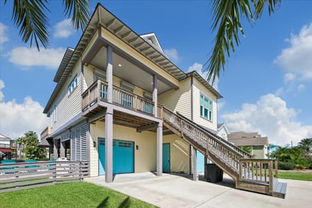 Tiki Island, TX 77554 Galveston County