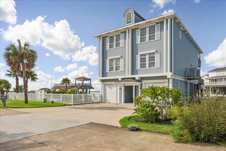 Tiki Island, TX 77554 Galveston County
