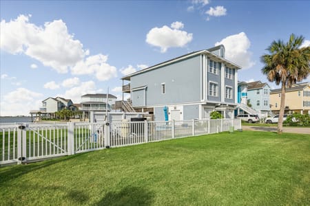 Tiki Island, TX 77554 Galveston County