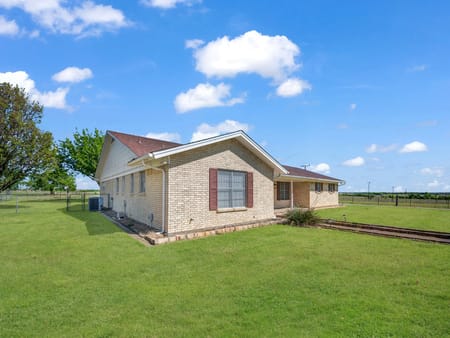 Cleburne, TX 76033 Johnson County
