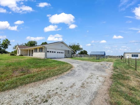 Cleburne, TX 76033 Johnson County