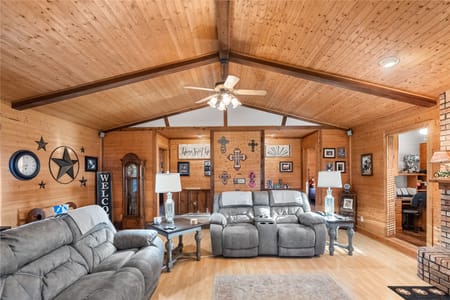 Saltillo, TX 75478 Hopkins County