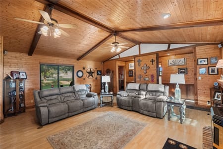 Saltillo, TX 75478 Hopkins County
