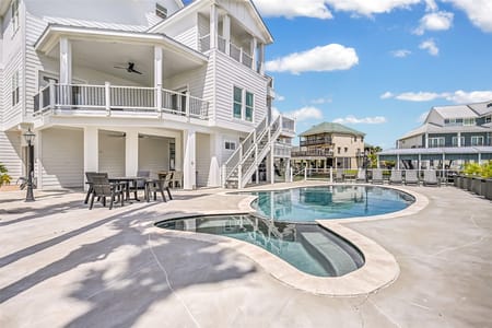 Tiki Island, TX 77554 Galveston County