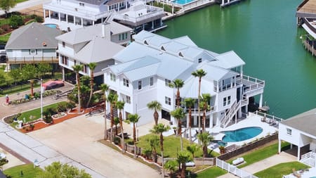 Tiki Island, TX 77554 Galveston County