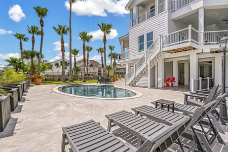 Tiki Island, TX 77554 Galveston County