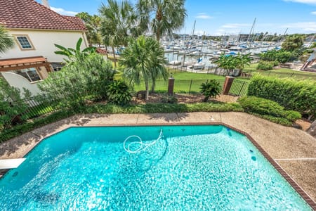 Kemah, TX 77565 Galveston County
