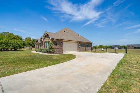 Grandview, TX 76050 Johnson County