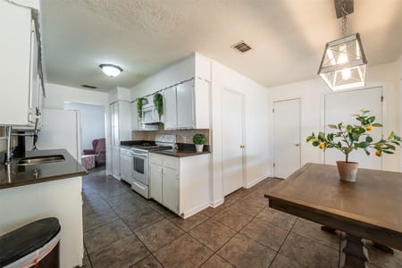 Henderson, TX 75654 Rusk County
