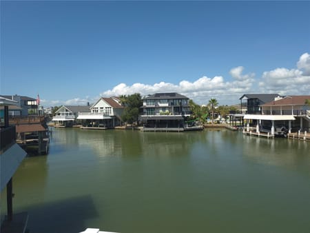 Tiki Island, TX 77554 Galveston County