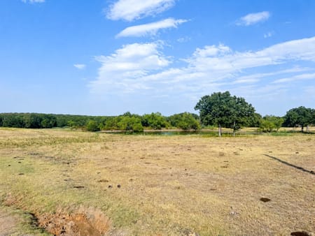 Bowie, TX 76230 Montague County