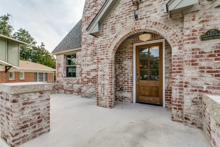 Fort Worth, TX 76110 Tarrant County