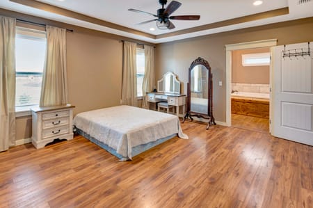 Cuero, TX 77954 DeWitt County